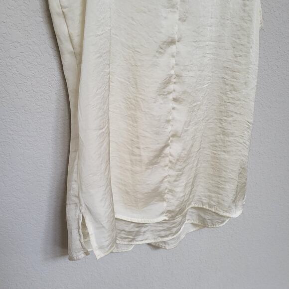 Chico's Cream  Sleeveless Top Size Medium 8 Chicos 1 Pleated Front Blouse - Picture 13 of 13